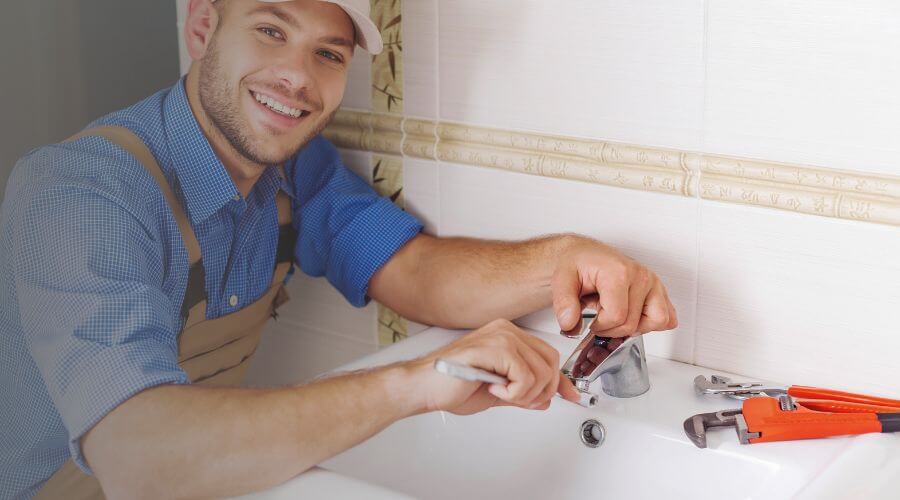 Handle or spout repair in Ellenton, GA